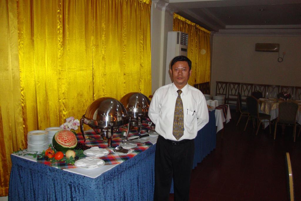 Nadi Myanmar Hotel Mandalay Exteriör bild