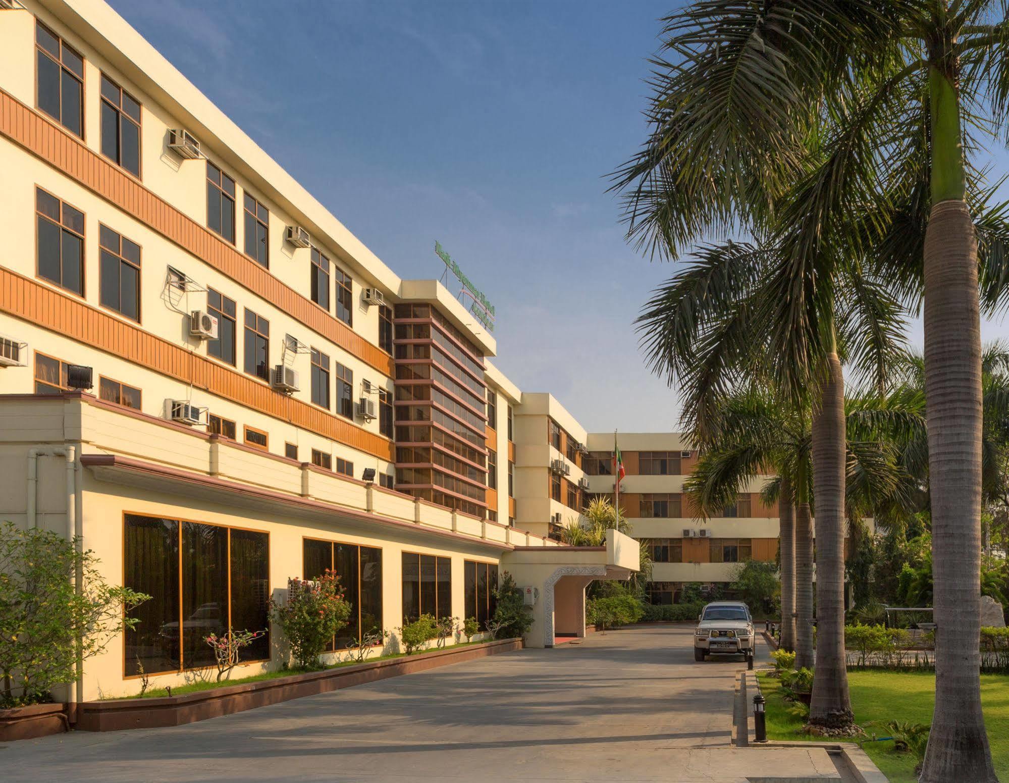 Nadi Myanmar Hotel Mandalay Exteriör bild