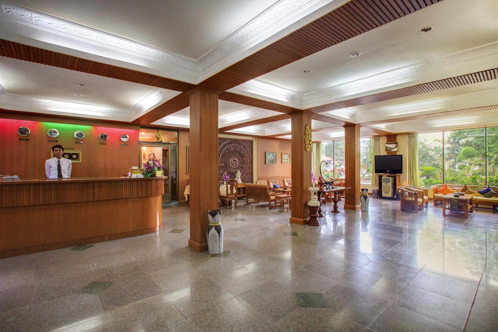 Nadi Myanmar Hotel Mandalay Exteriör bild