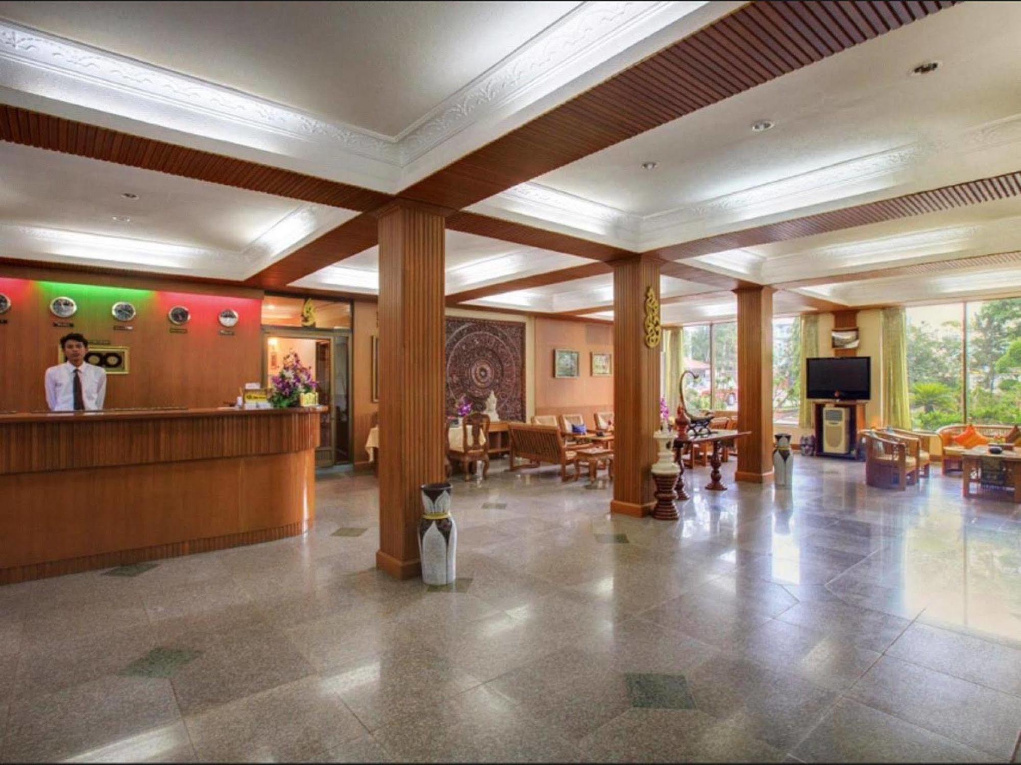Nadi Myanmar Hotel Mandalay Exteriör bild